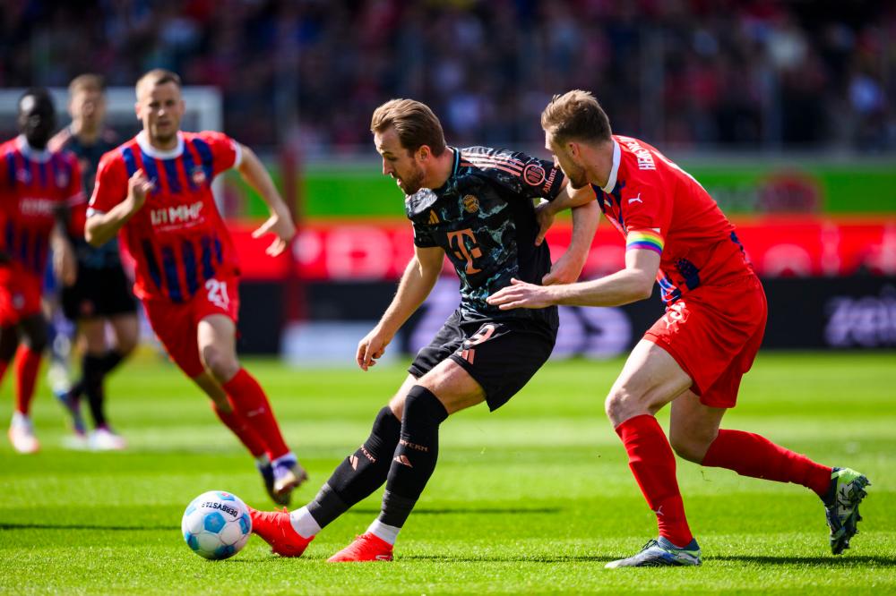 仅补足了球 仅补足了球